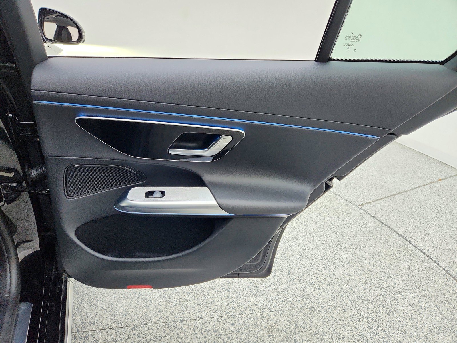 Certified 2025 Mercedes-Benz E 350 4MATIC Sedan image 33