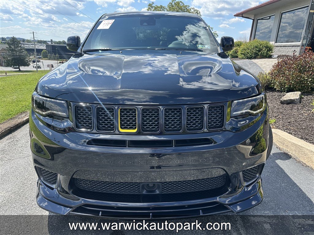 Used 2018 Jeep Grand Cherokee Trackhawk image 2