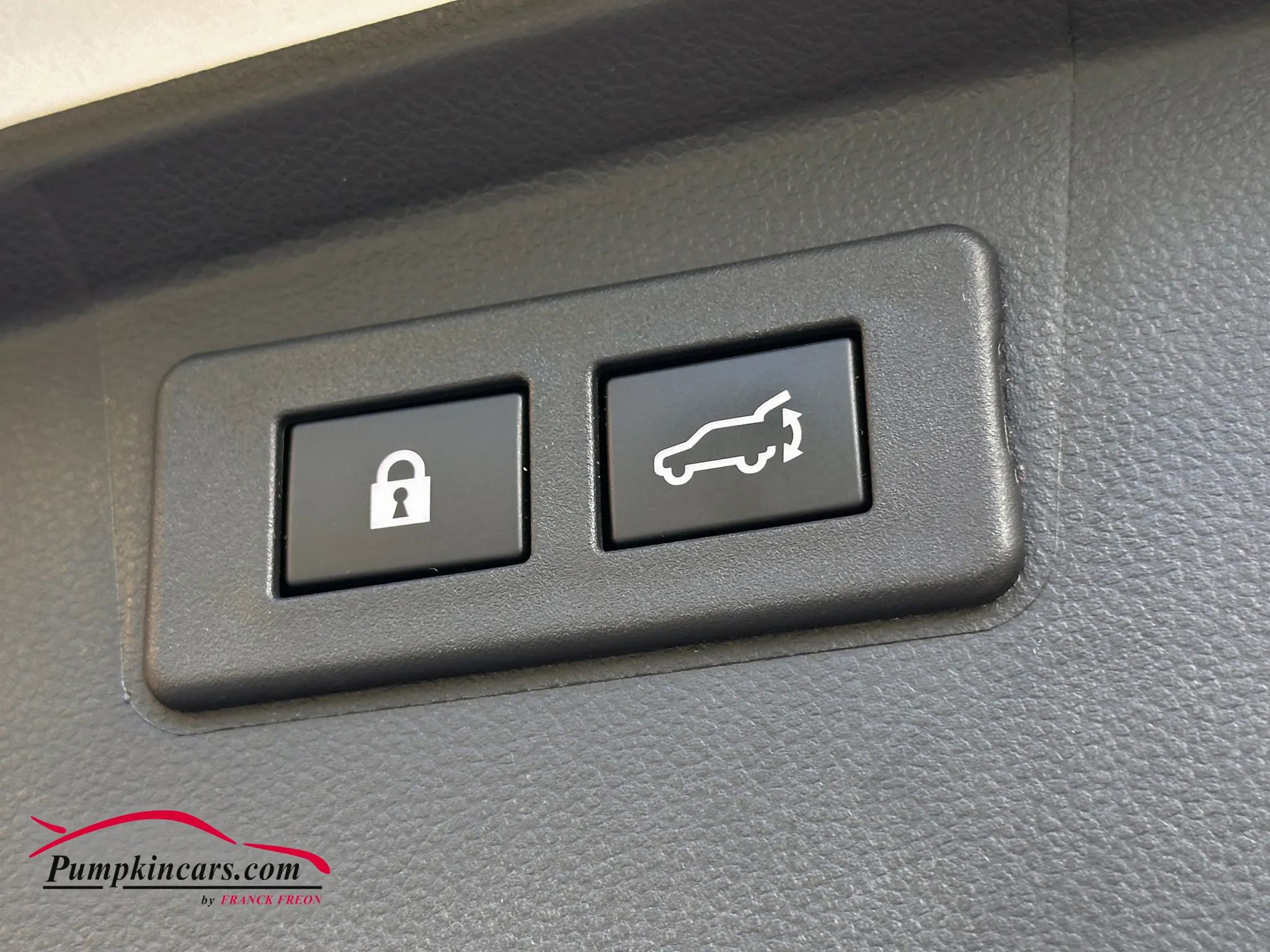 Used 2022 Subaru Outback Limited image 16