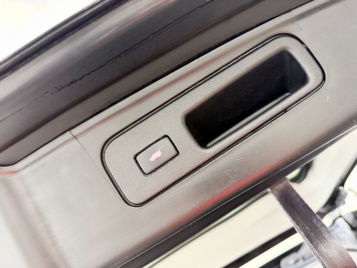 Used 2012 Honda Pilot Touring image 15