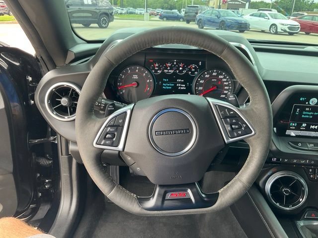 Used 2018 Chevrolet Camaro SS RWD image 10
