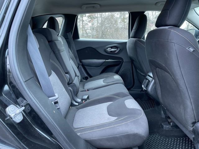 Used 2016 Jeep Cherokee Sport w/ Cold Weather Group image 24