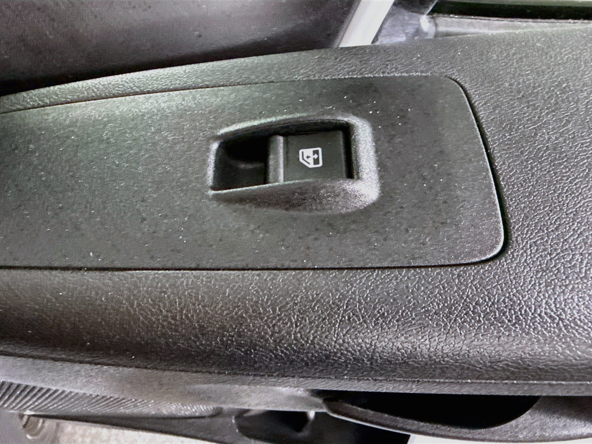 Used 2024 RAM ProMaster 1500 w/ Safety Group FWD image 28