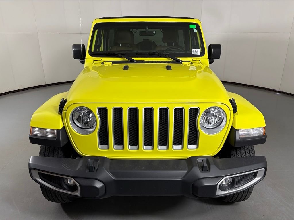 Used 2023 Jeep Wrangler Unlimited Sahara w/ Cold Weather Group AWD/4WD image 3