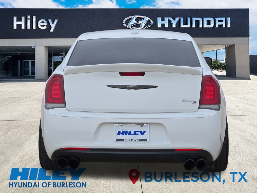 Used 2019 Chrysler 300 S w/ S Model Appearance Package image 5