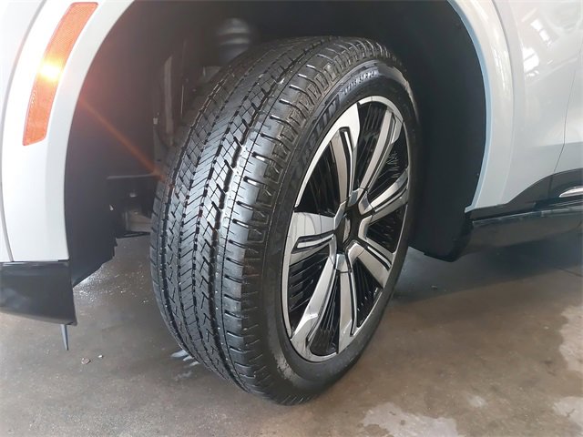 New 2025 Cadillac Escalade IQ Luxury 2 image 38