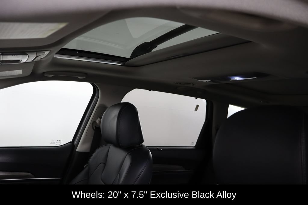 Used 2022 Kia Telluride SX w/ Nightfall Edition Package AWD/4WD image 27