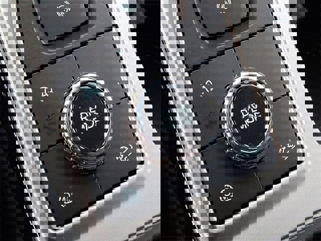 Used 2023 Ford Explorer ST-Line w/ Class IV Trailer Tow Package image 25