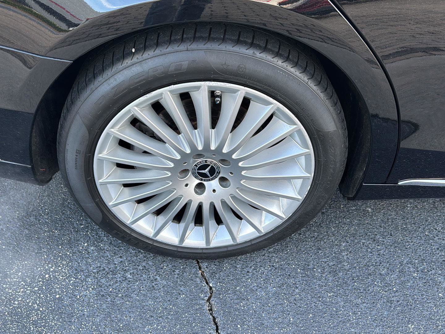 Used 2018 Mercedes-Benz S 560 Sedan image 31