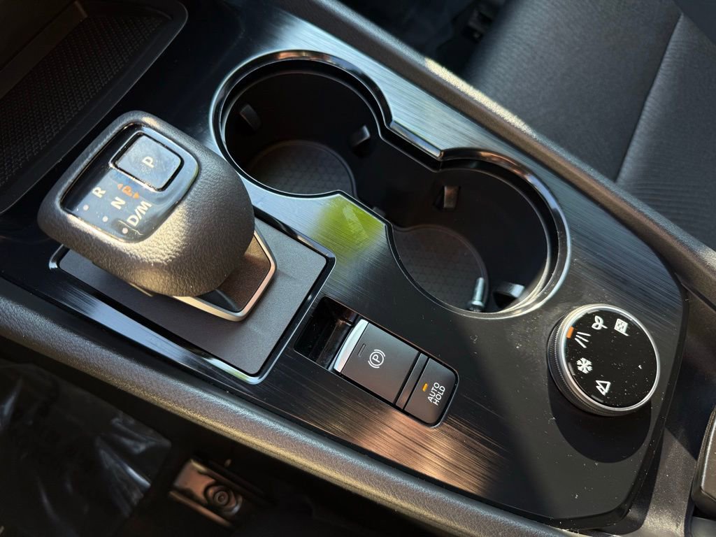 Certified 2024 Nissan Rogue SV image 27