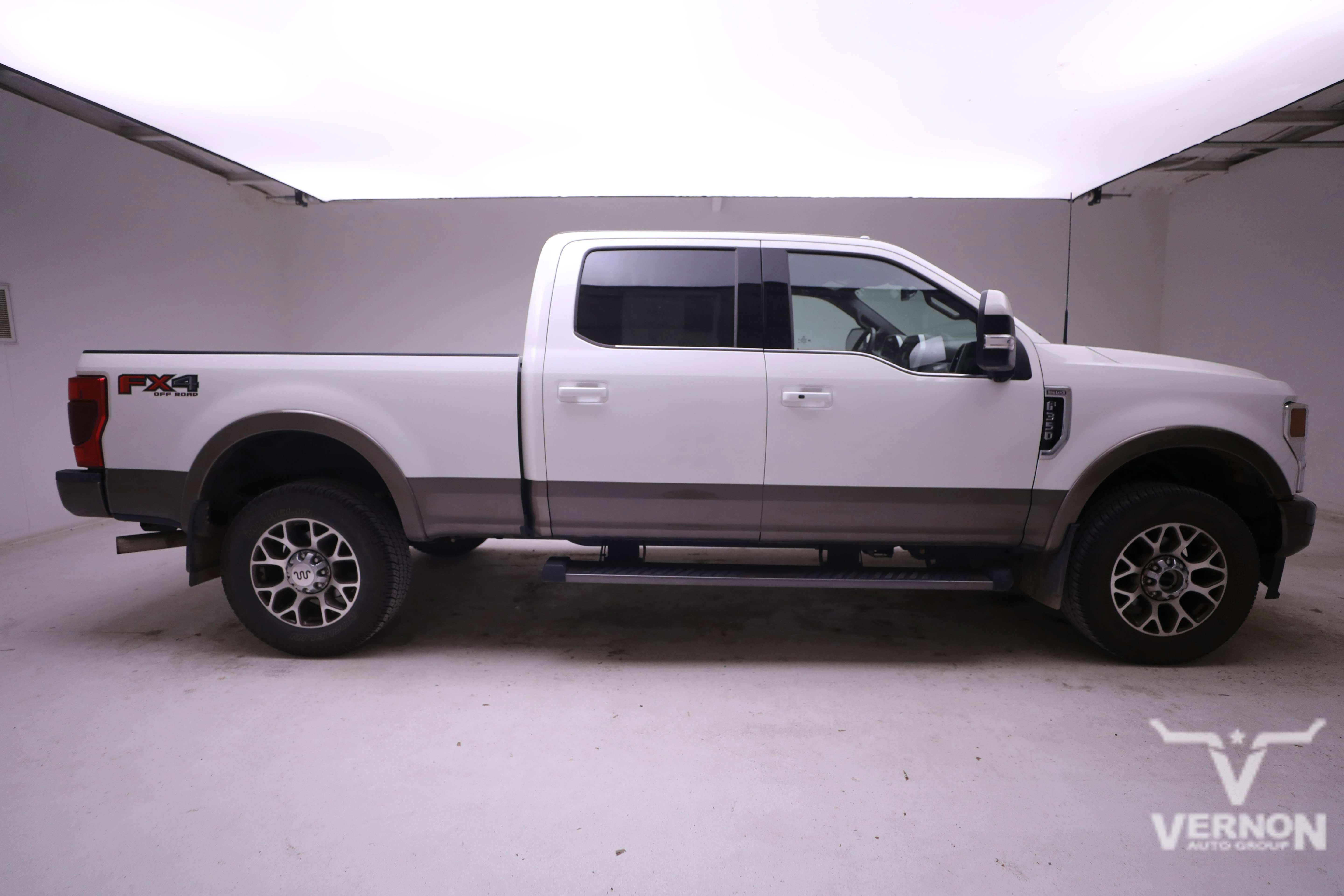 Used 2022 Ford F350 King Ranch w/ FX4 Off-Road Package image 5