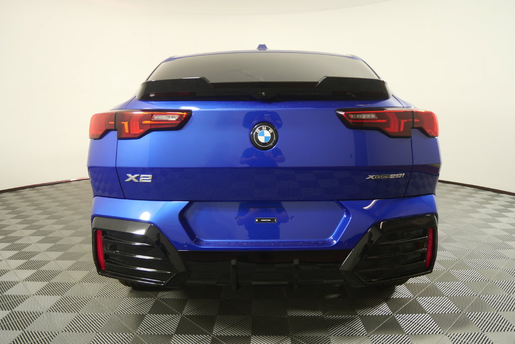 New 2027 BMW X2 xDrive28i AWD/4WD image 5