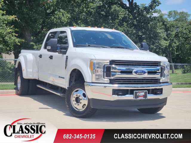 Used 2017 Ford F350 XL w/ STX Appearance Package AWD/4WD image 1