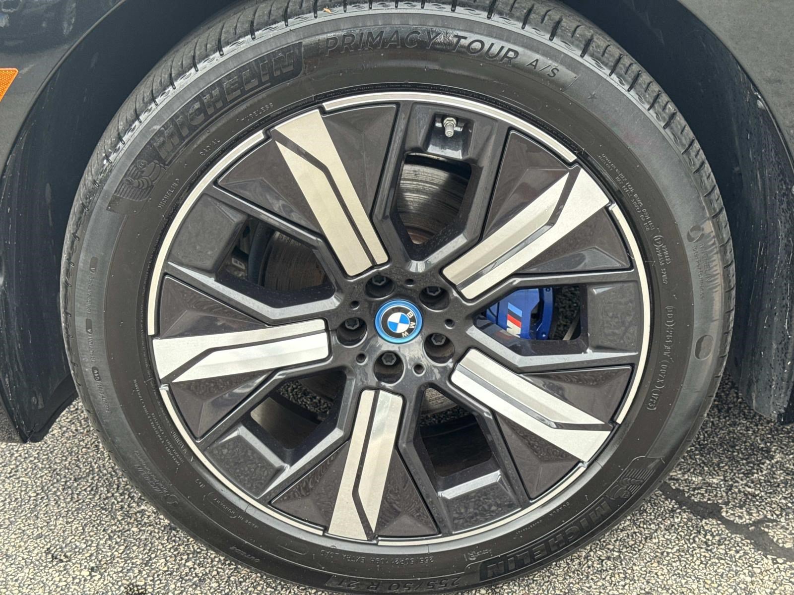 Used 2024 BMW iX M60 AWD/4WD image 9