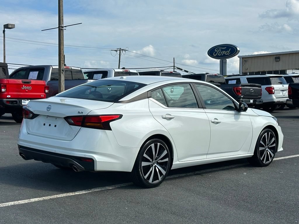 Used 2022 Nissan Altima 2.5 SR FWD image 8