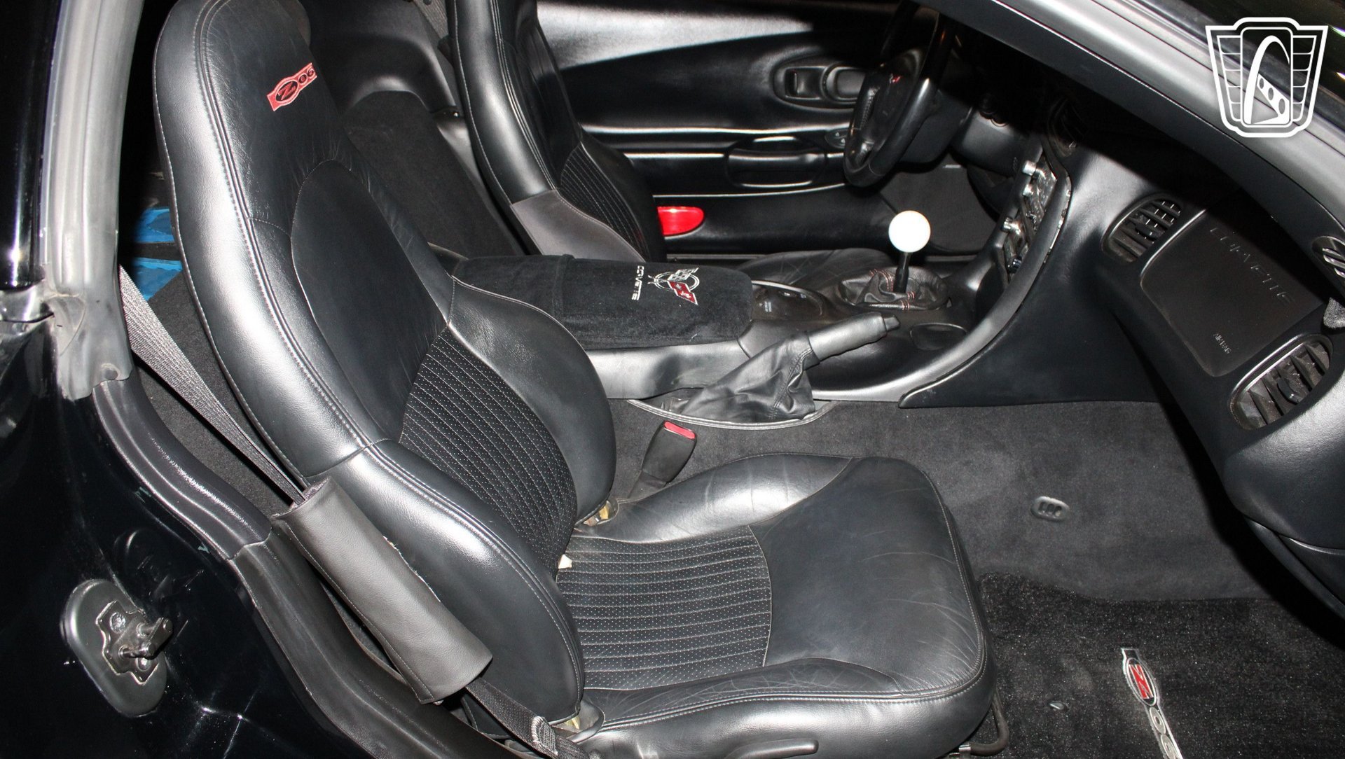 Used 2001 Chevrolet Corvette Z06 RWD image 39