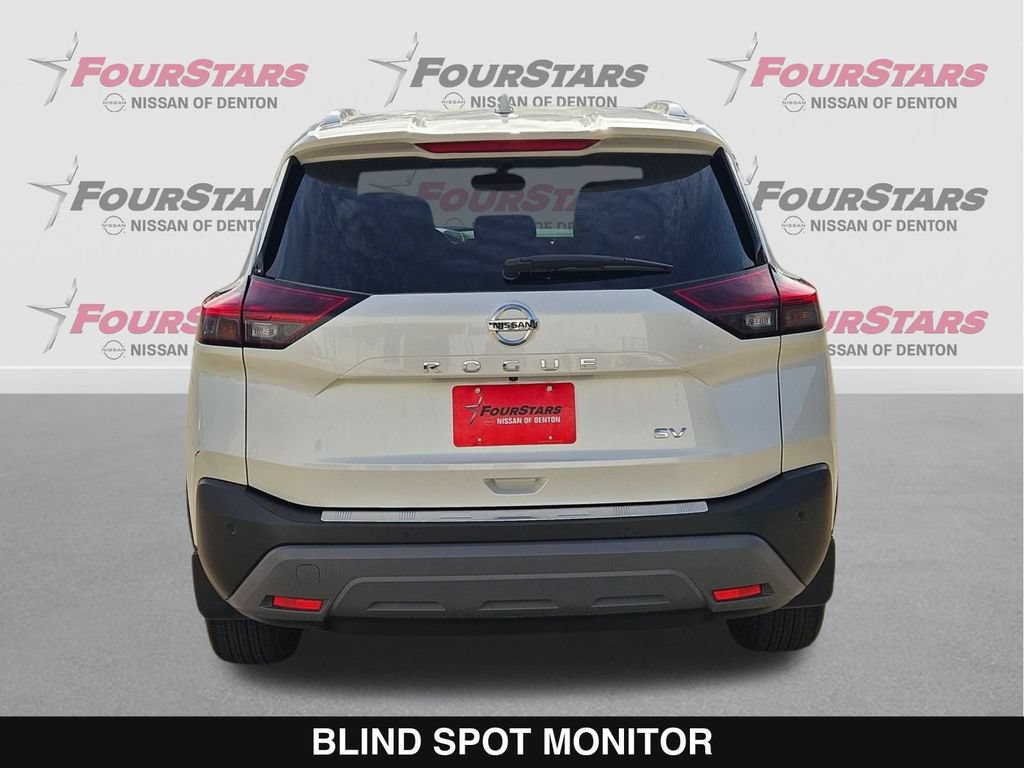 Used 2021 Nissan Rogue SV w/ Premium Package FWD image 5