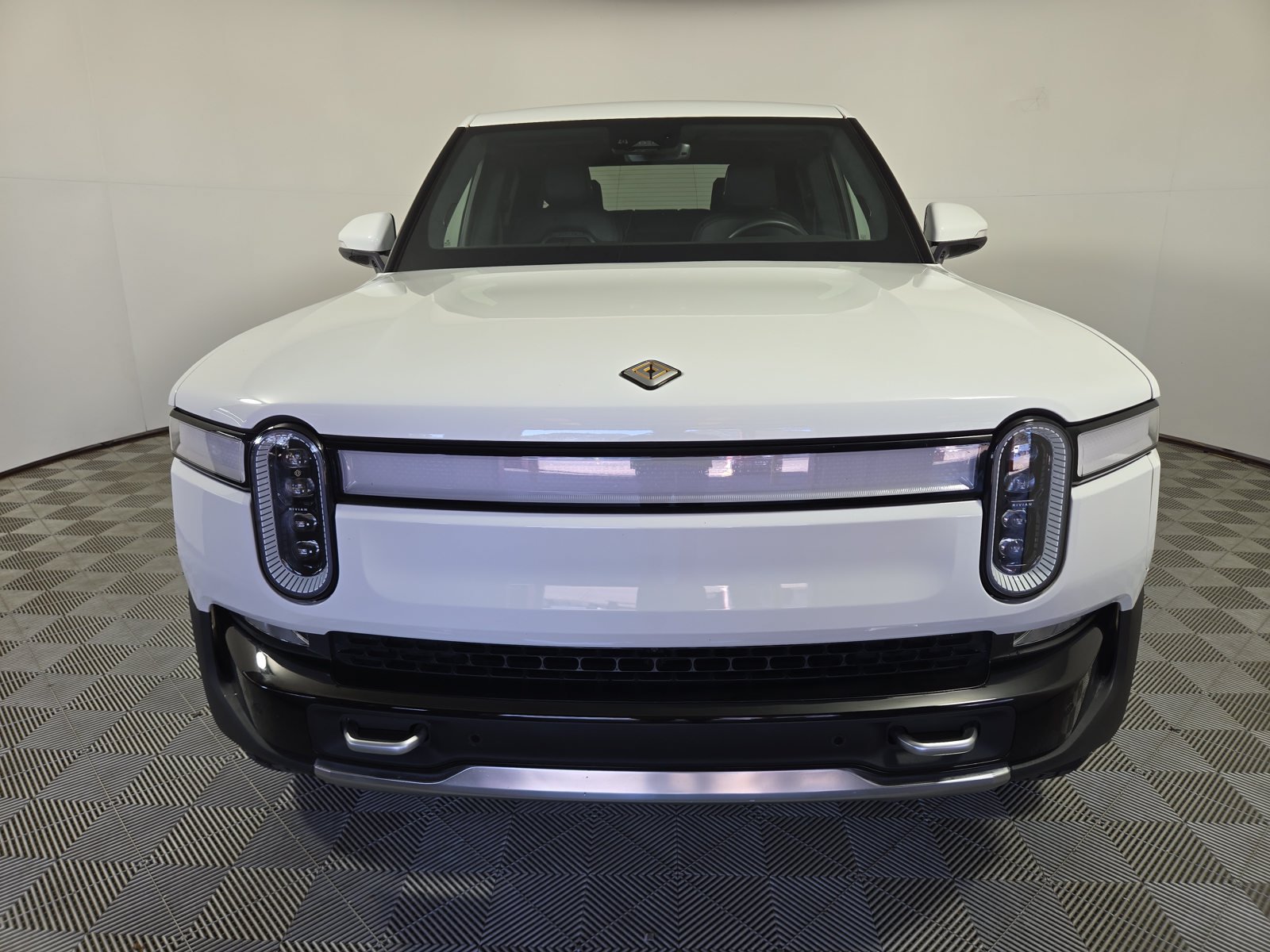 Used 2023 Rivian R1T Adventure Quad AWD/4WD image 8