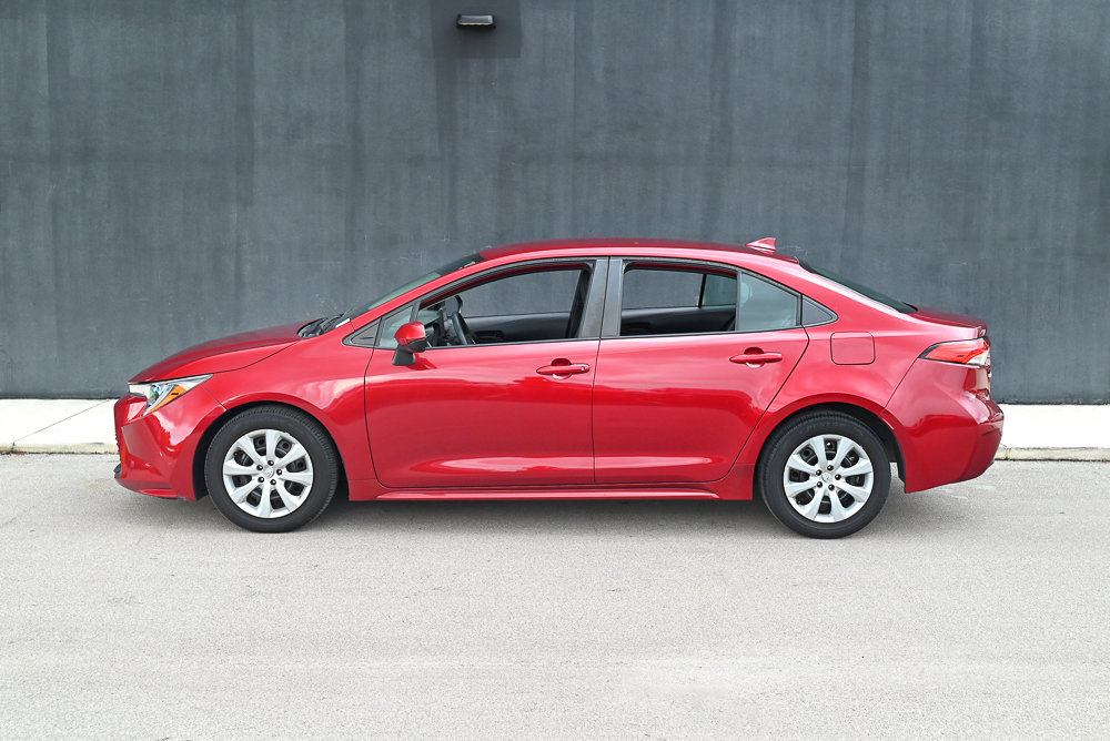 Used 2023 Toyota Corolla LE FWD image 7
