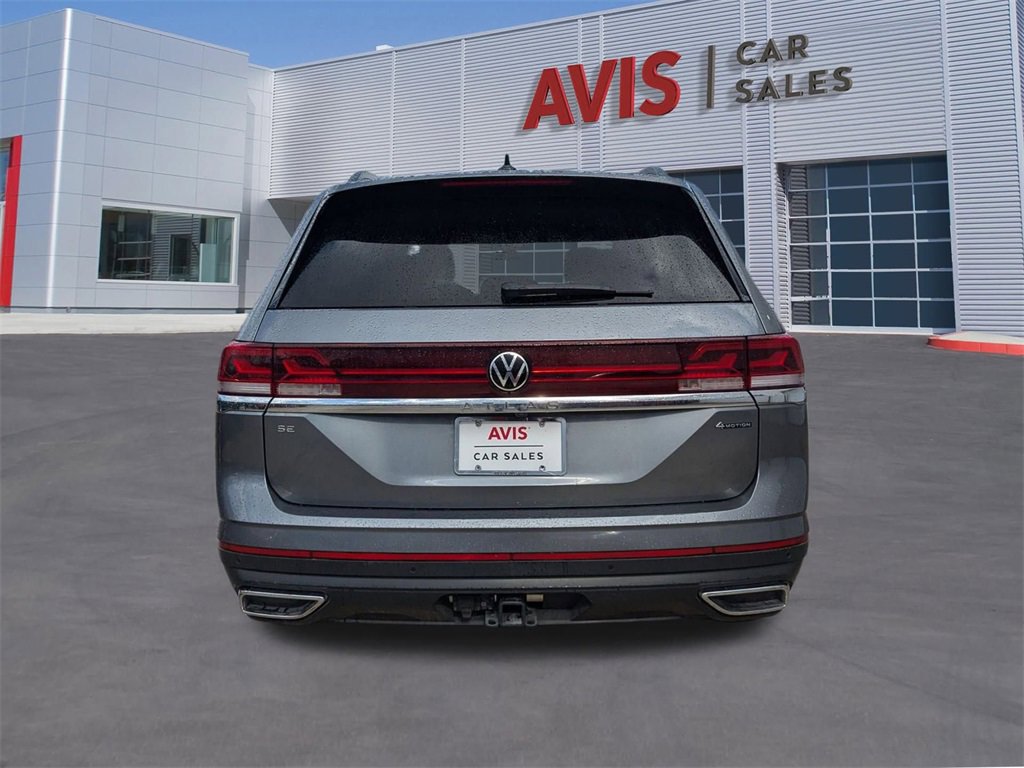Used 2025 Volkswagen Atlas SE image 7