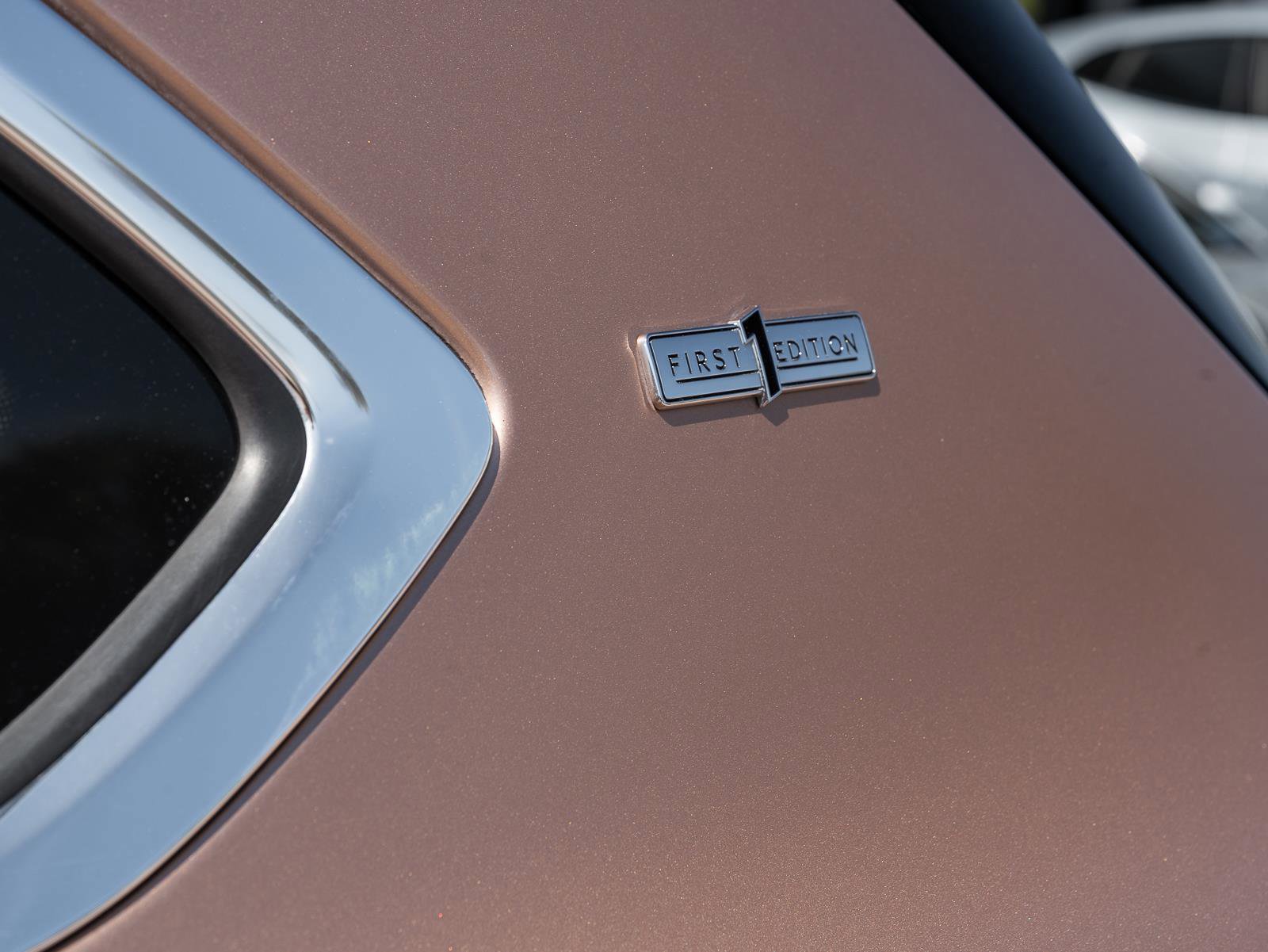 Used 2023 Bentley Bentayga Extended Wheelbase image 29