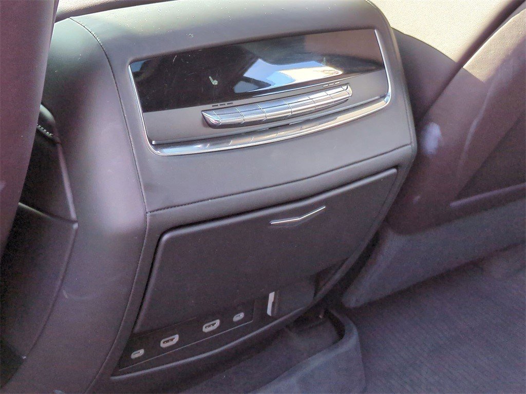 Certified 2023 Cadillac Escalade ESV Premium Luxury Platinum w/ LPO, Radiant Package image 25