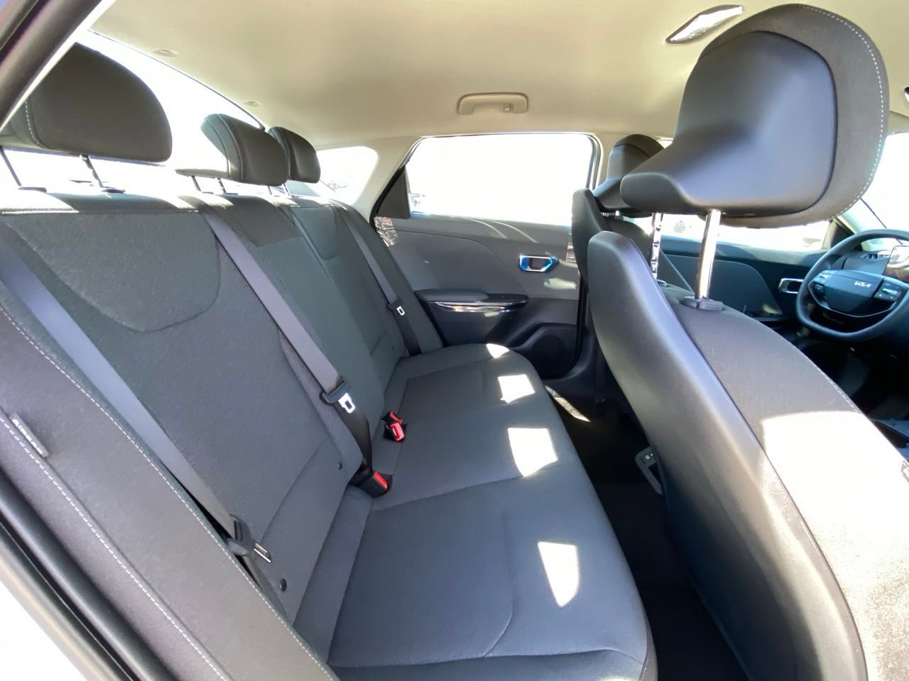 New 2026 Kia K4 LXS image 20