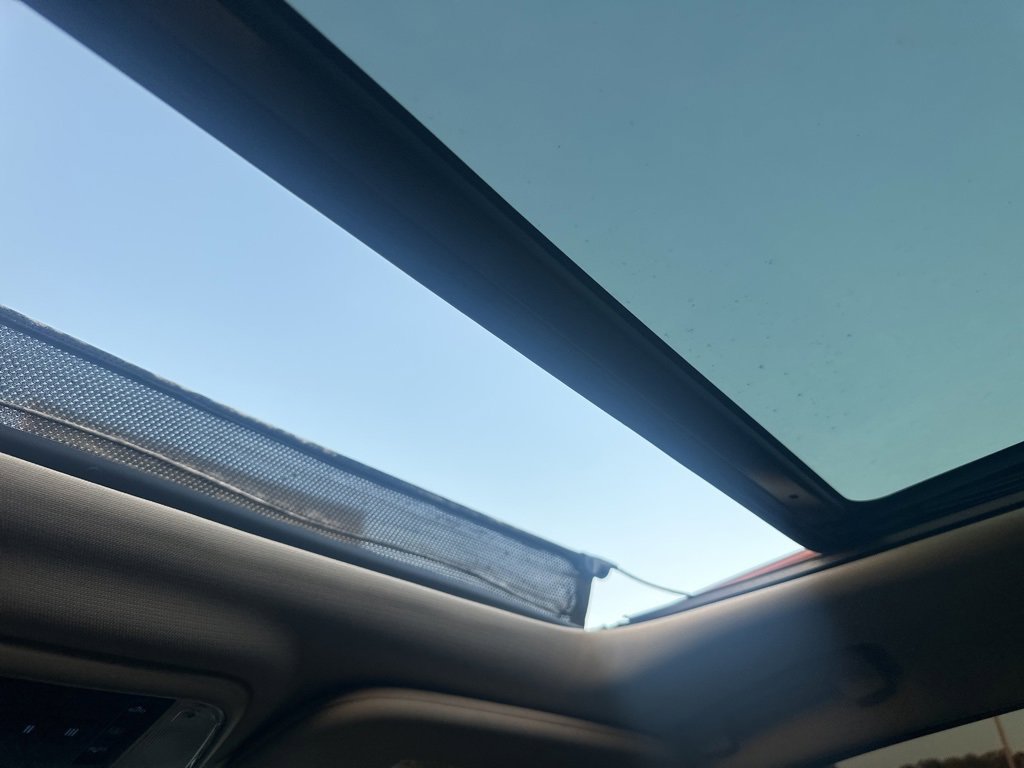 Used 2017 Jeep Grand Cherokee Limited w/ Luxury Group II image 14