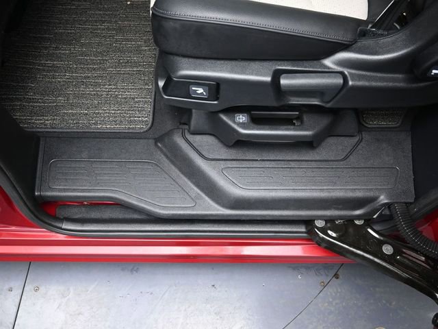 Certified 2025 Honda Odyssey Elite image 2