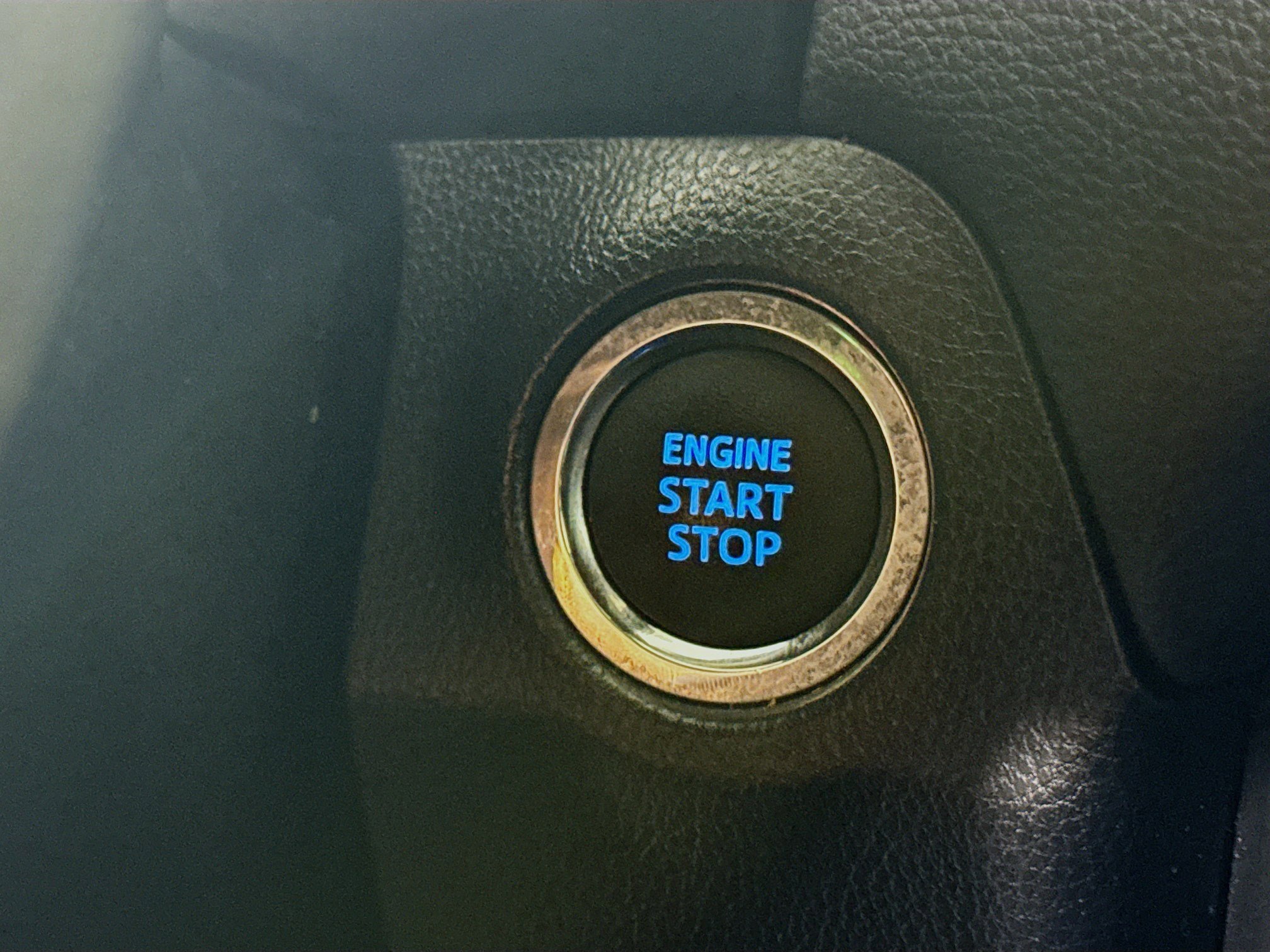 Used 2021 Toyota RAV4 XLE w/ Convenience Package image 21