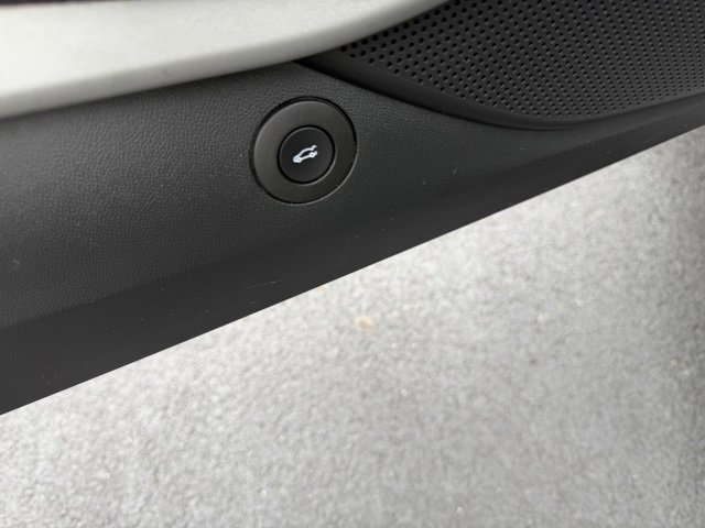 Certified 2022 Chevrolet Camaro LT image 13