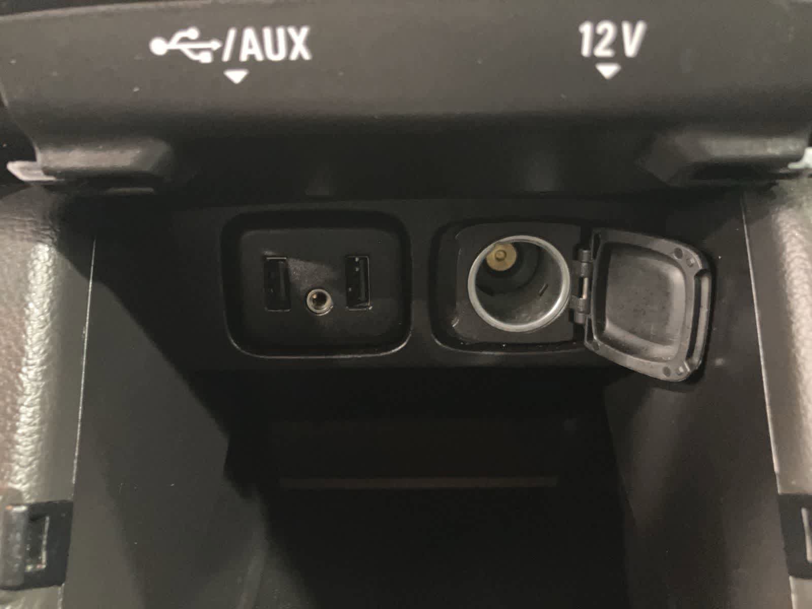 Used 2019 Buick Encore Sport Touring w/ Safety Package AWD/4WD image 17