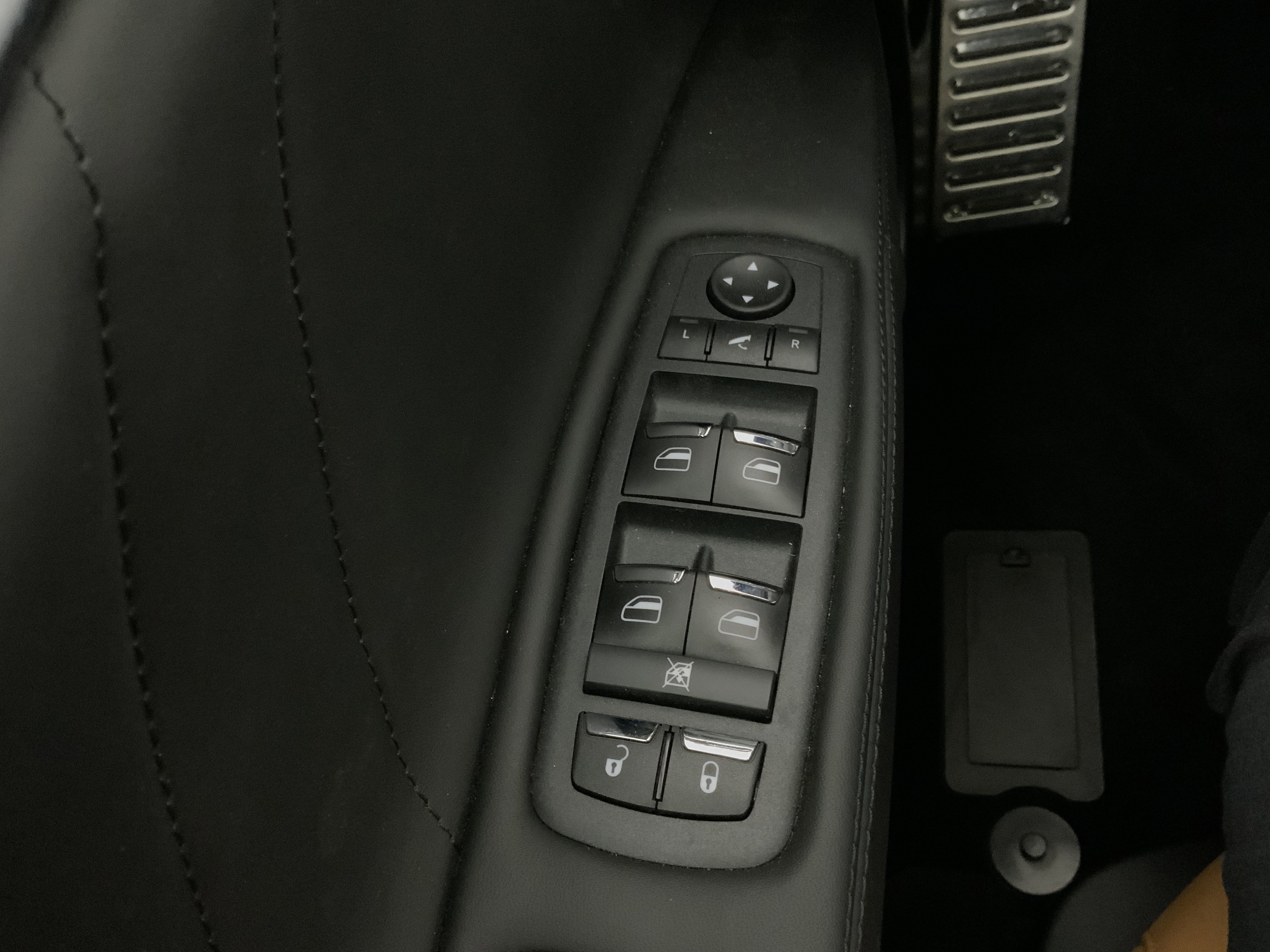 Used 2024 Maserati Ghibli Trofeo image 26