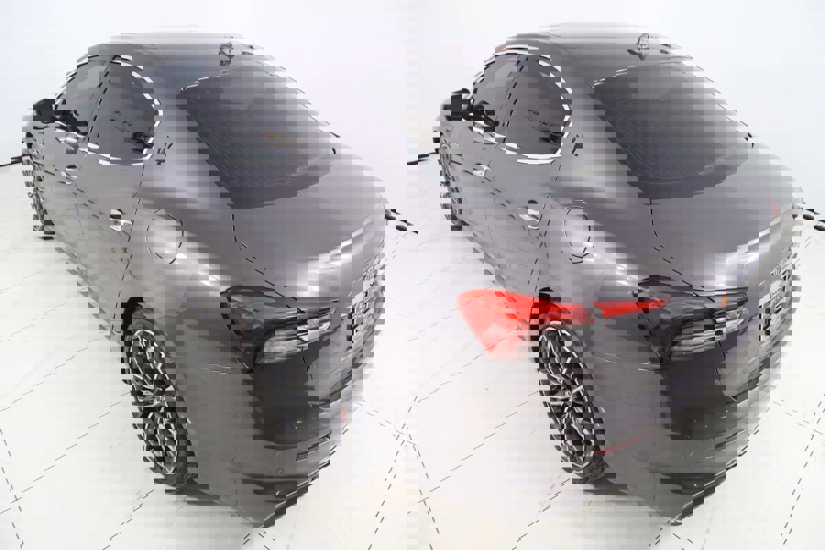 Used 2022 Maserati Ghibli Modena image 29