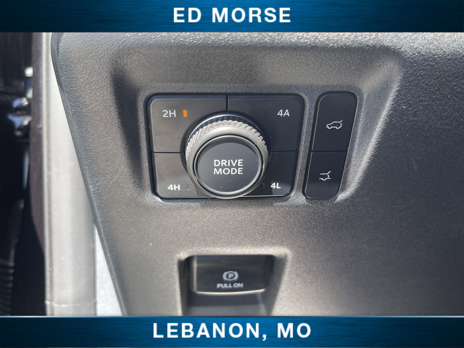 Certified 2025 Ford Expedition Active AWD/4WD image 17