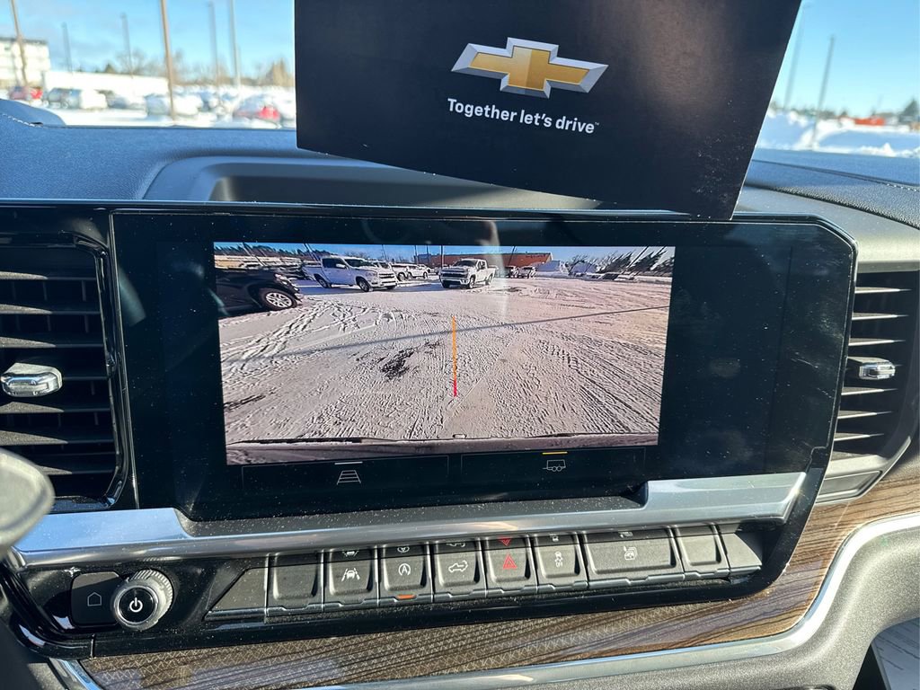 Used 2023 Chevrolet Silverado 1500 LT image 39