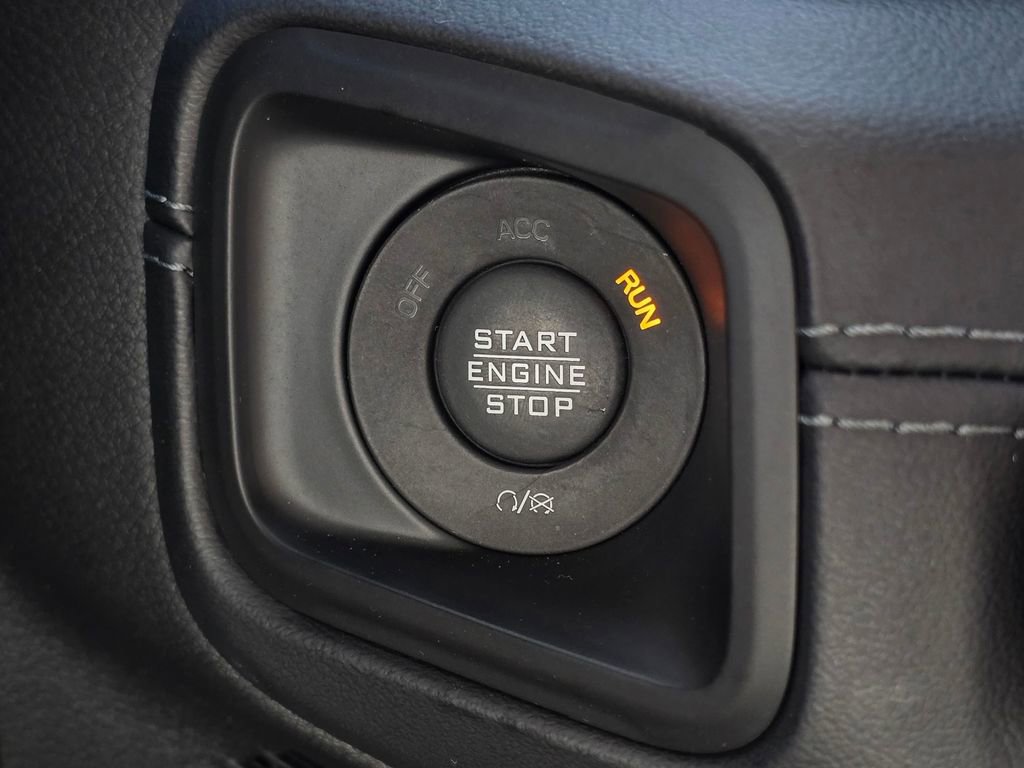 Used 2024 Jeep Wrangler Unlimited Rubicon image 44