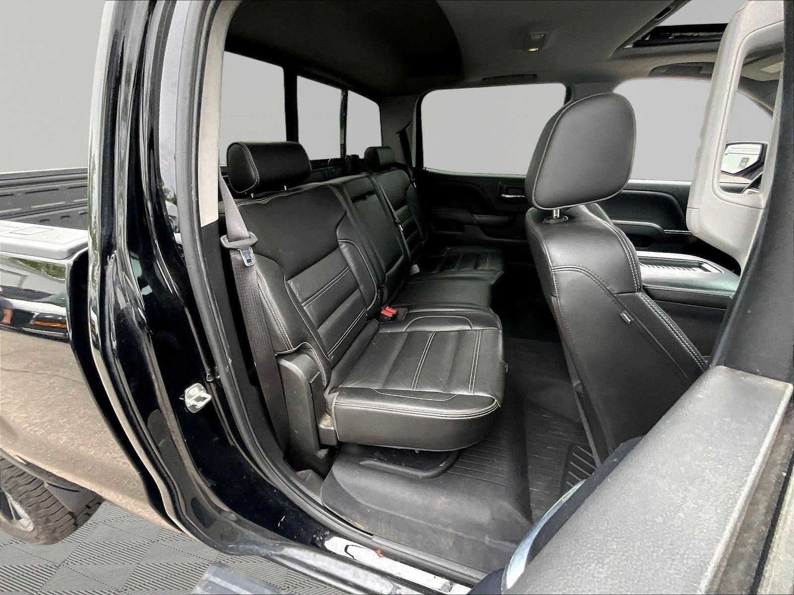 Used 2018 GMC Sierra 1500 Denali w/ Denali Ultimate Package AWD/4WD image 26