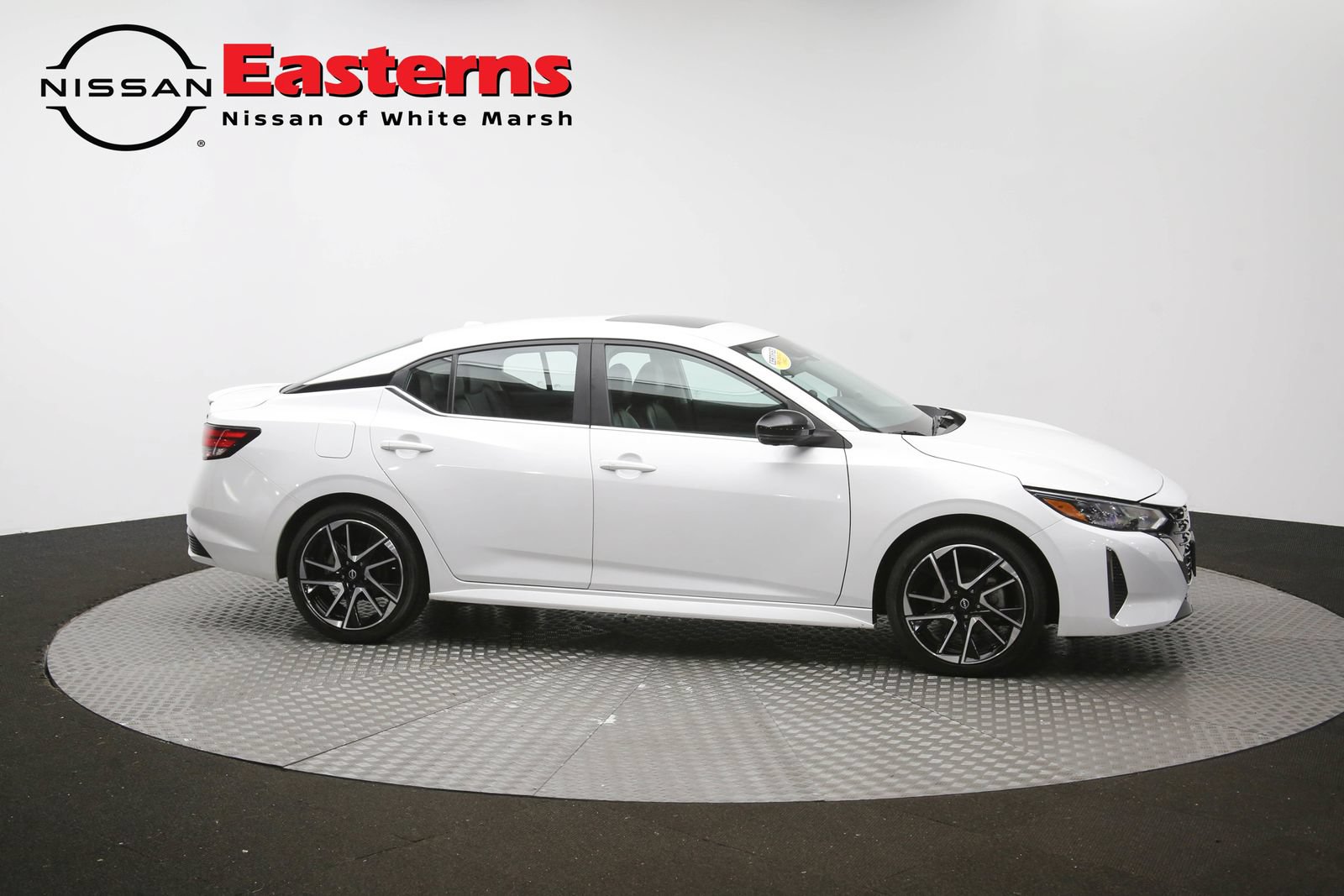 Used 2024 Nissan Sentra SR w/ SR Premium Package FWD image 46