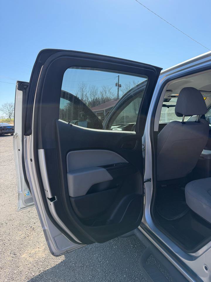 Used 2017 Chevrolet Colorado W/T w/ WT Convenience Package RWD image 7