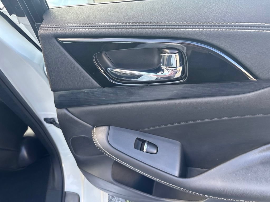 Certified 2023 Nissan Maxima Platinum w/ Sport Mat Group FWD image 29