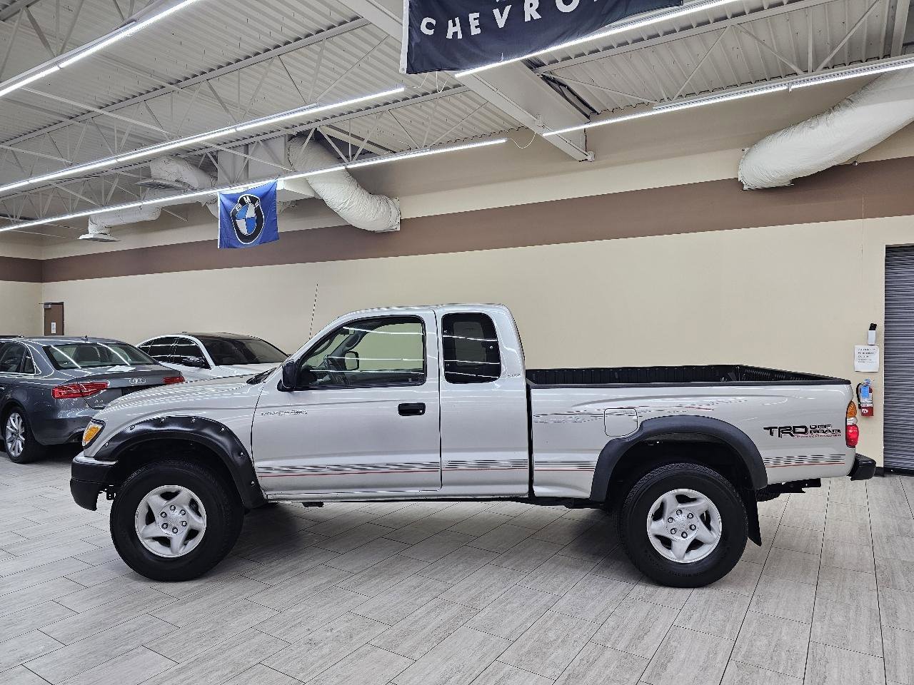 Used 2004 Toyota Tacoma 4x4 Xtracab V6 image 9