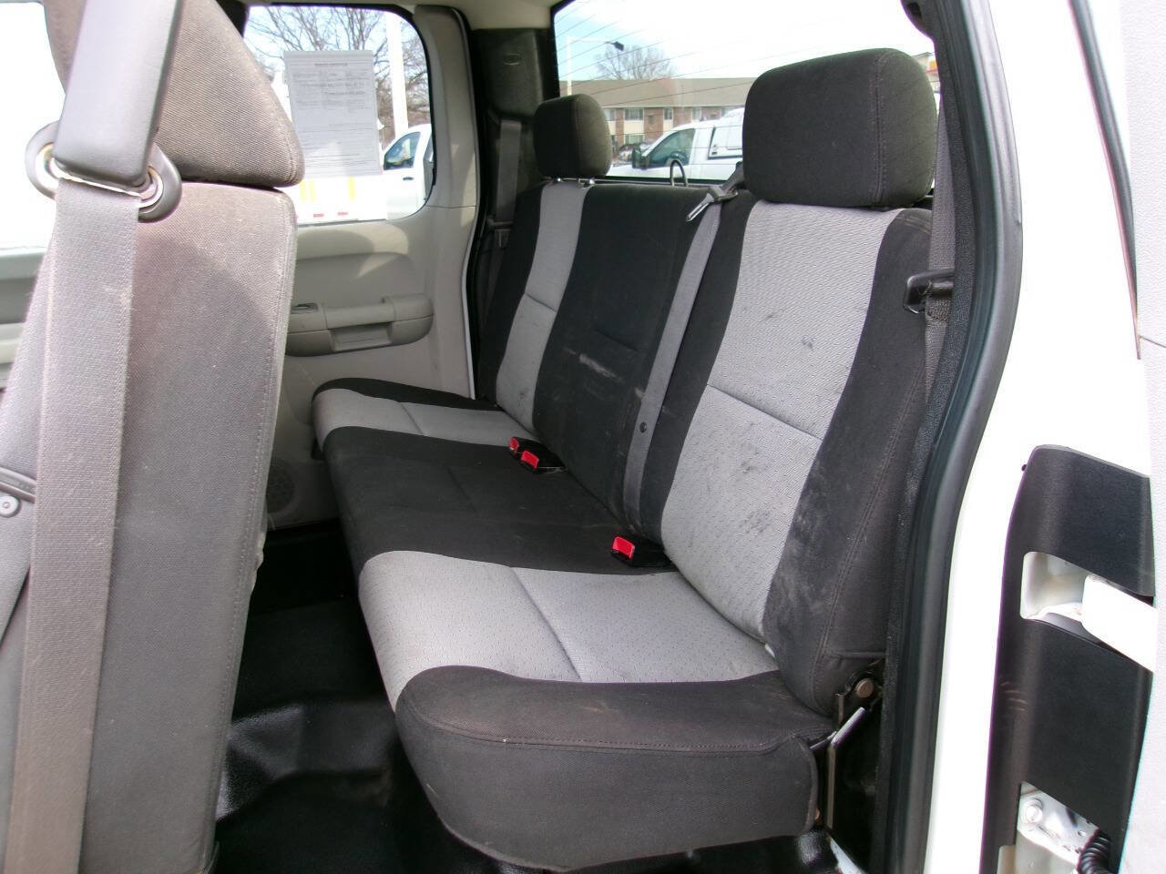 Used 2007 Chevrolet Silverado 2500 W/T w/ LS Package image 12