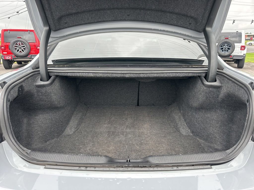 Used 2022 Dodge Charger Scat Pack RWD image 10