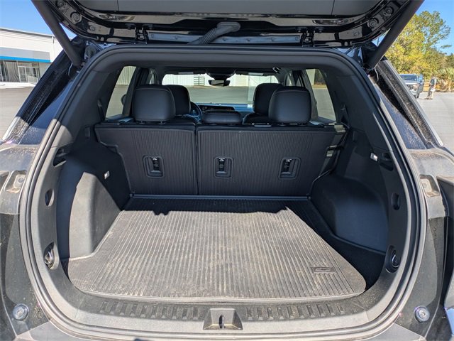 Used 2025 Chevrolet Equinox LT w/ Convenience Package II image 13