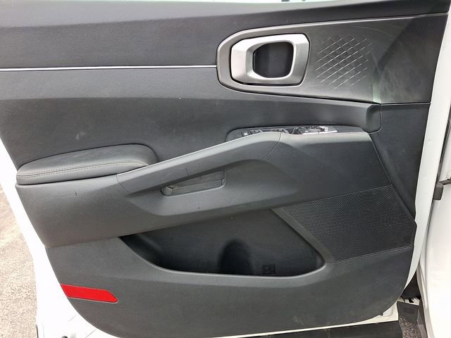 Certified 2023 Kia Sorento EX w/ Panoramic Sunroof Package image 14