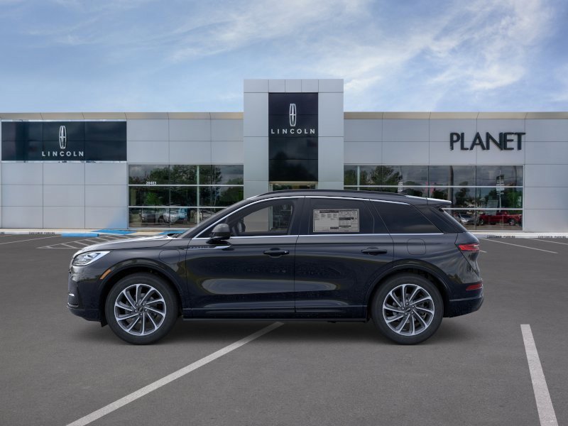 New 2025 Lincoln Corsair Grand Touring image 3