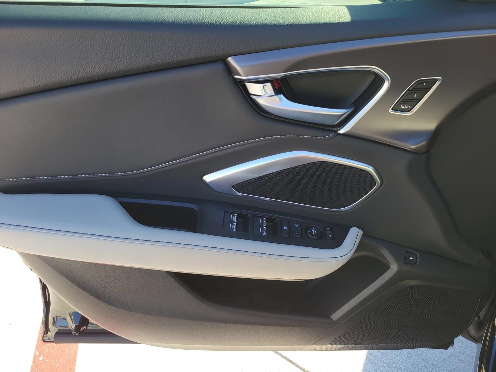 New 2026 Acura RDX SH-AWD image 15