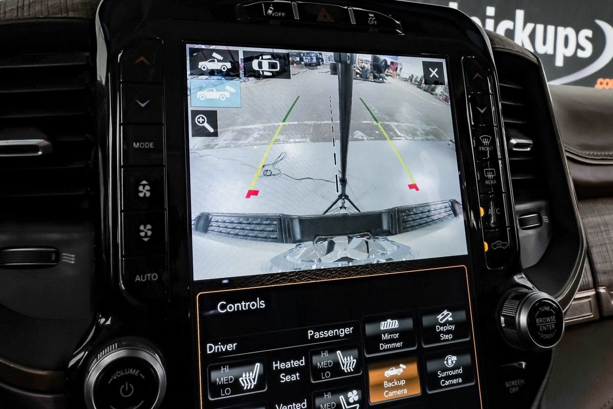 Used 2020 RAM 3500 Limited image 22