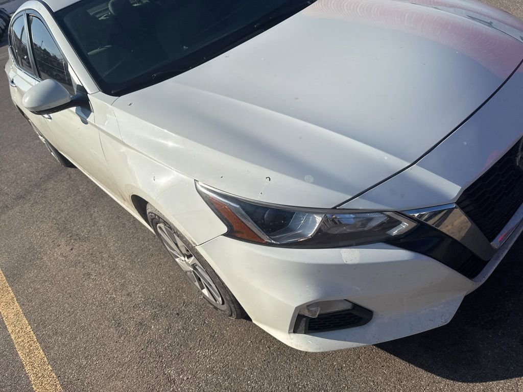 Used 2020 Nissan Altima 2.5 S FWD image 2